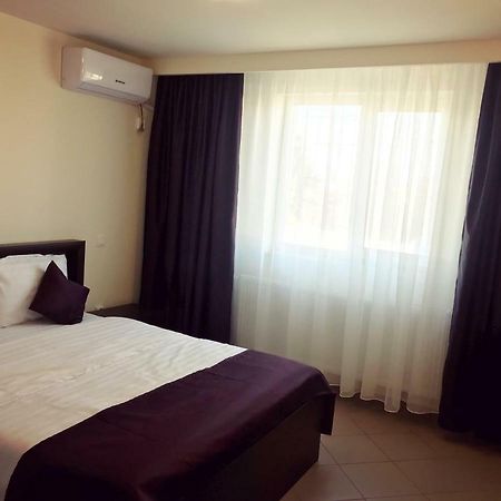 Casa Bucurr Hotel Afumati ภายนอก รูปภาพ